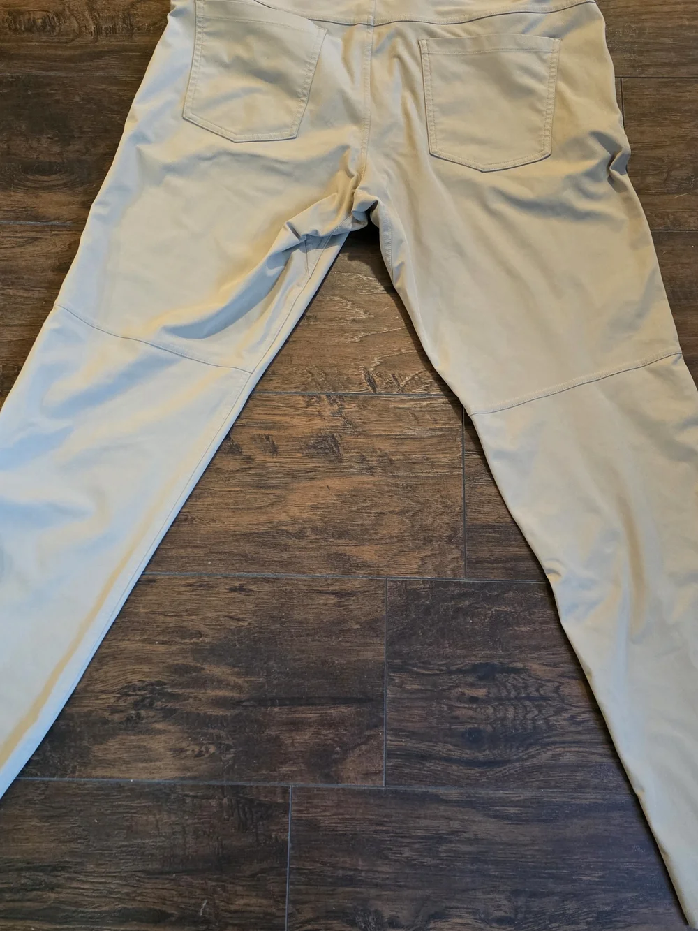 lululemon athletica Men's Light Khaki Chino Pants